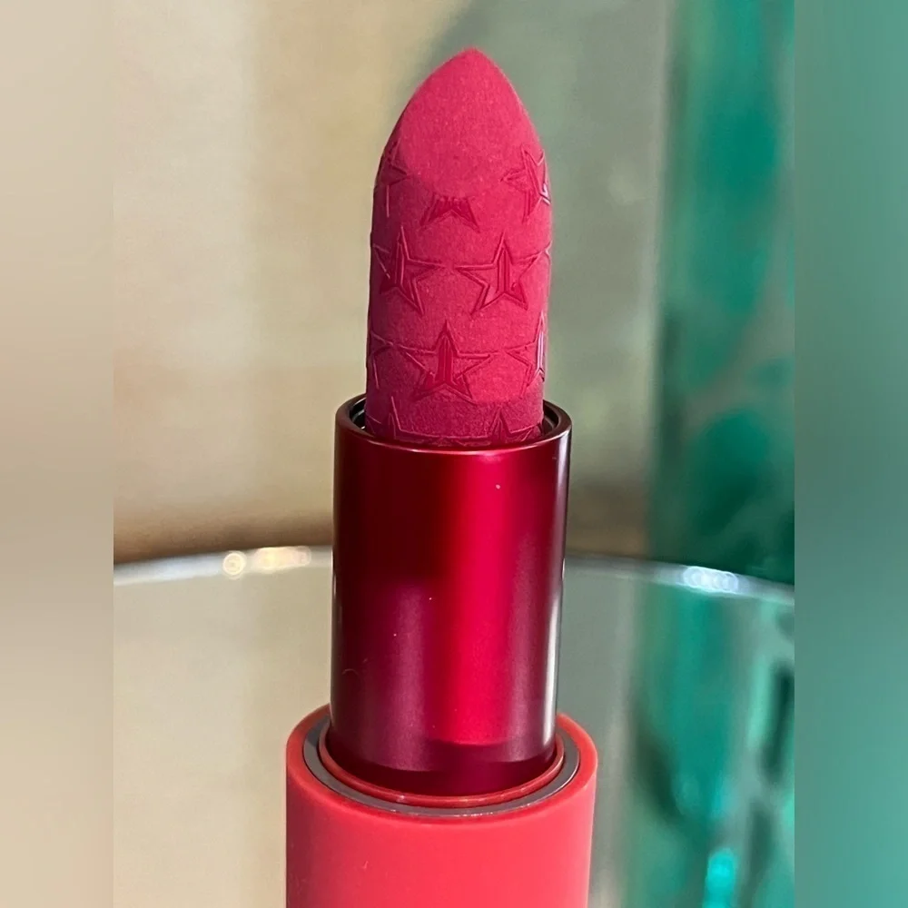 Jeffree Star Velvet Trap lipstick in color Entrapment. New!